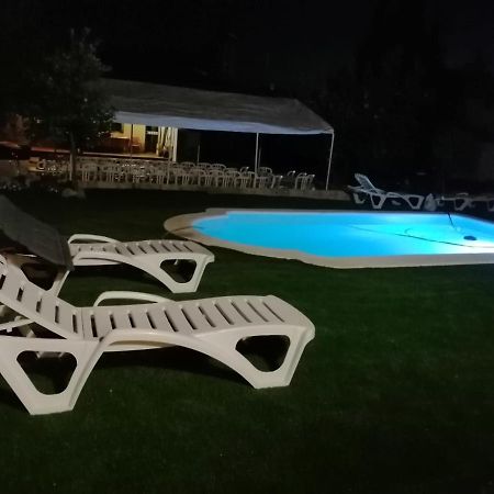 El Membrillar Villa La Carlota Luaran gambar